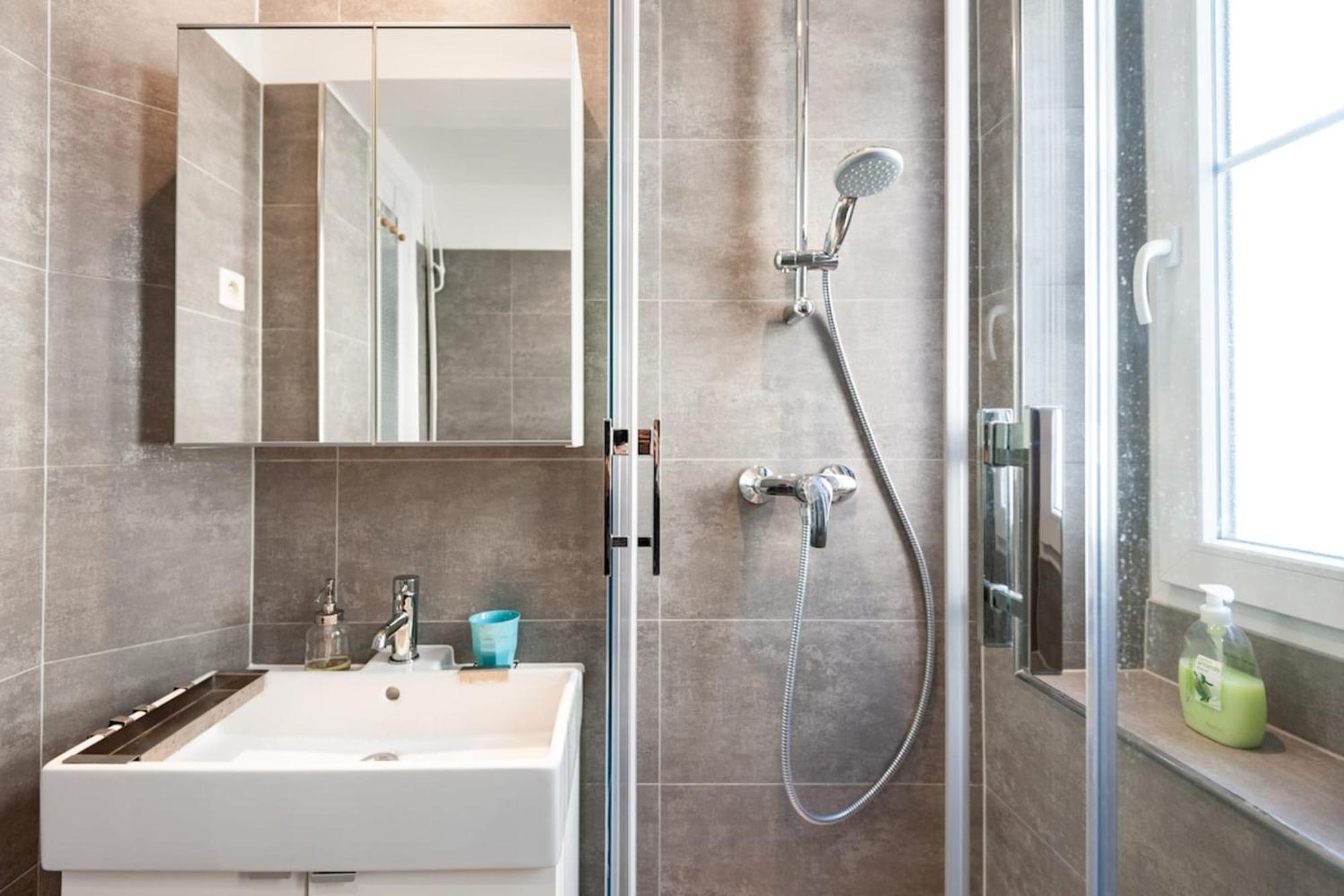 Appartement Explore From Our Cozy & Quiet 2br Aptparking Nice