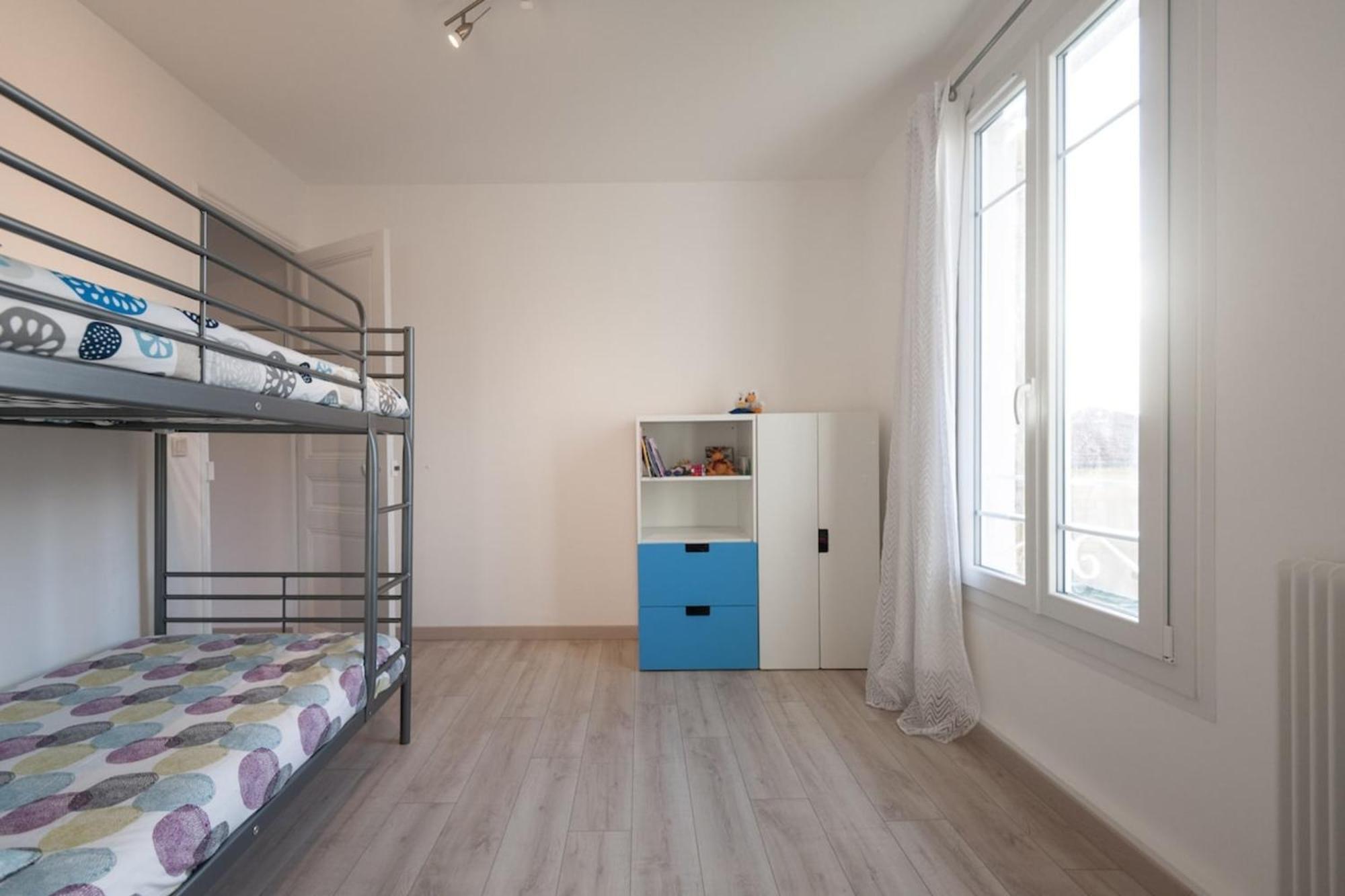 Explore From Our Cozy & Quiet 2br Aptparking * Nizza